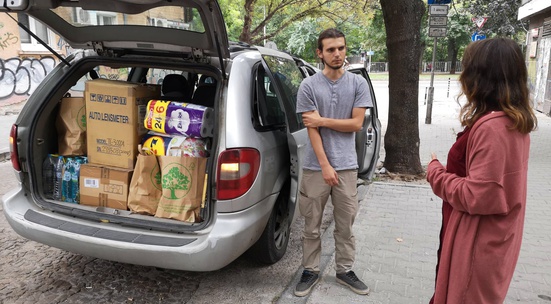 Занеси храна и продукти от първа необходимост до пункт в София и подкрепи пострадалите от наводненията
