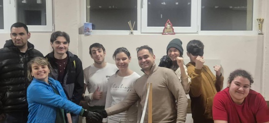 Участвай в спортни и сплотяващи занимания за зрящи и незрящи в София