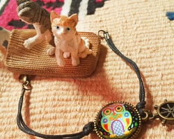 Send jewellery or handmade items to bazaar in support of homeless animals