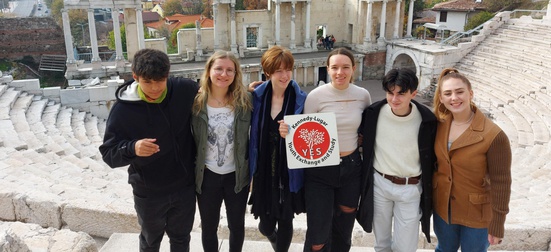 Приеми американски младеж в дома си в София за учебната 2024 – 2025 година