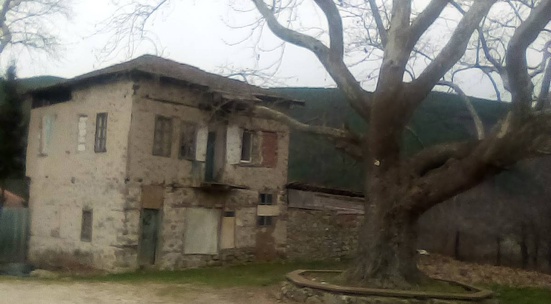Помогни етаж от стара къща да се превърне в музей за историята на село Влахи